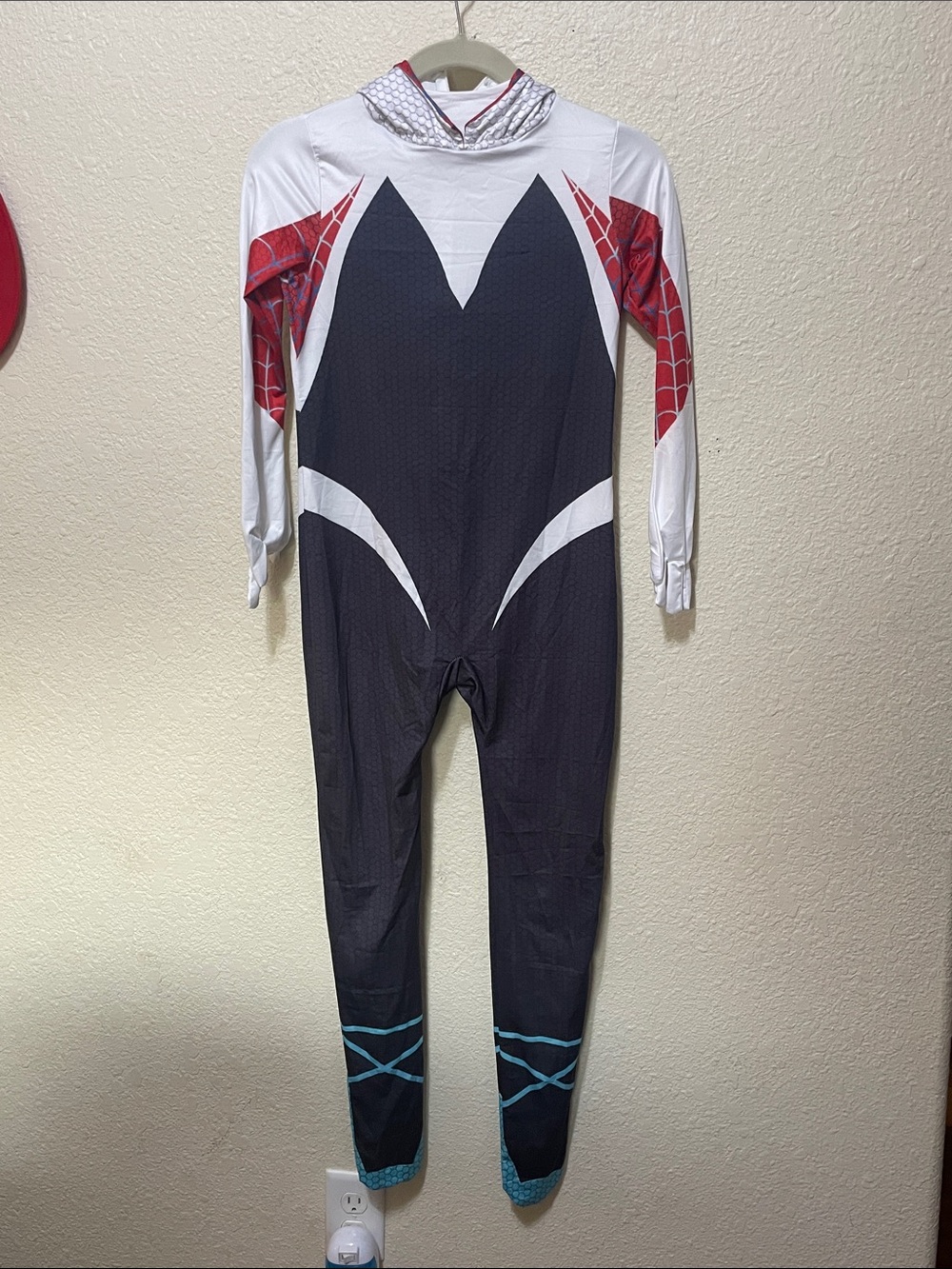 Gwen Cosplay Black And Red One Piece Cosplay Costume. NWOT. 2 Available.
